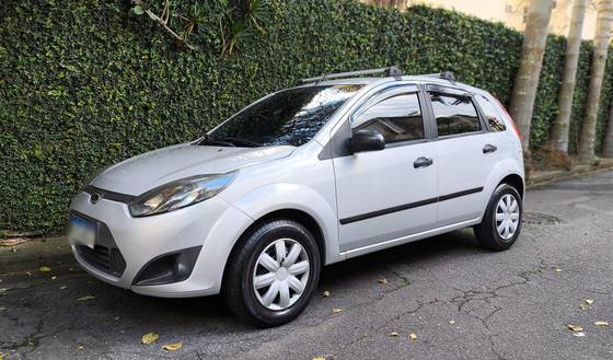 FORD FIESTA 1.0 ROCAM 8V FLEX 4P MANUAL FORD FIESTA 1.0 ROCAM 8V FLEX 4P MANUAL